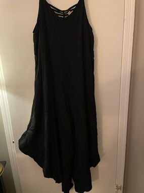 Black Strappy Back Flowy Maxi jumpsuit